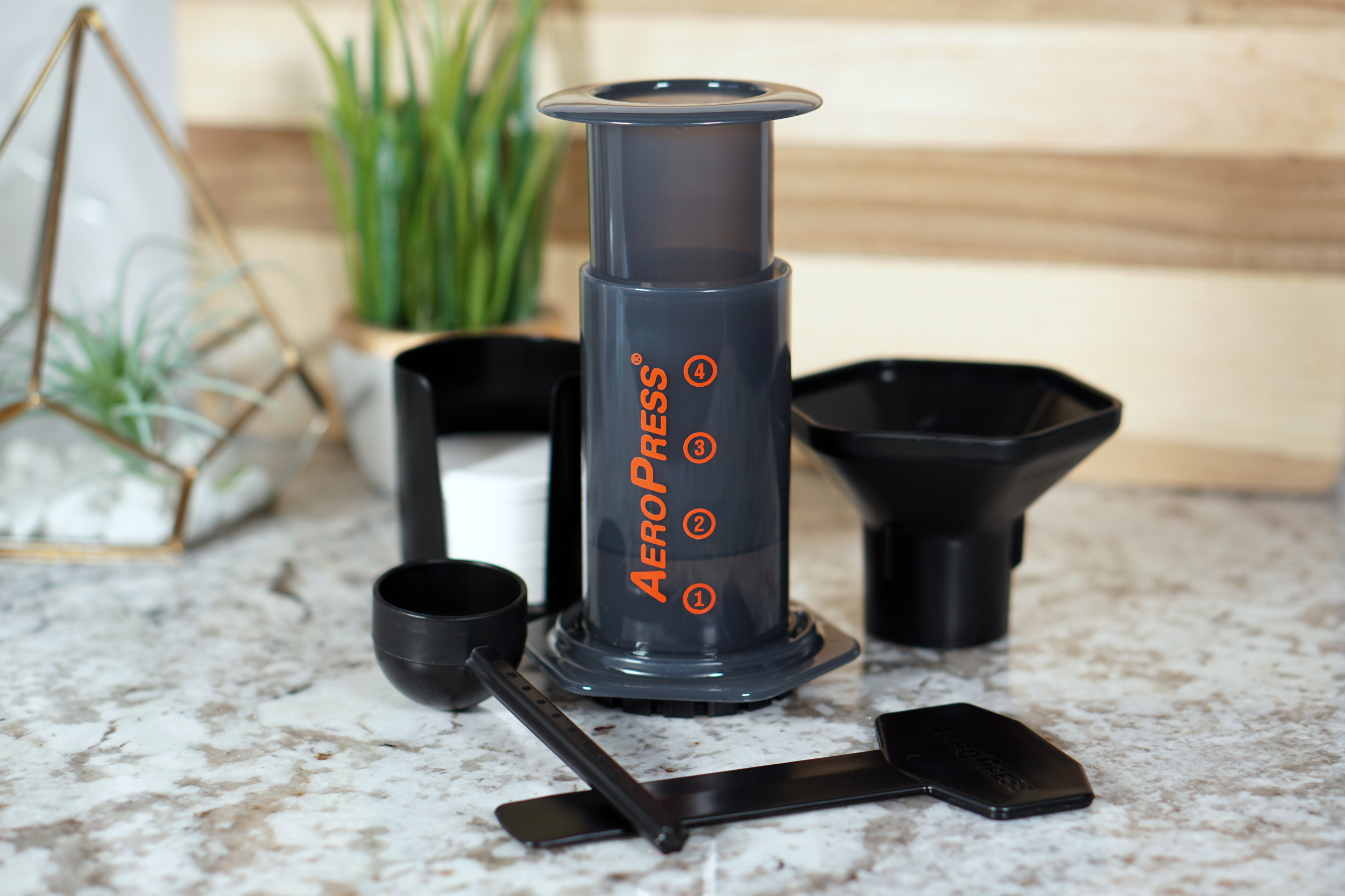 https://beansandburrs.com/wp-content/uploads/2021/11/AeroPress-feature.jpg